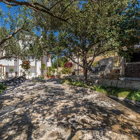 Apartamento With Parking Space Duce, Omis - 4663