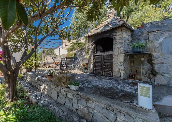 Apartamento With Parking Space Duce, Omis - 4663